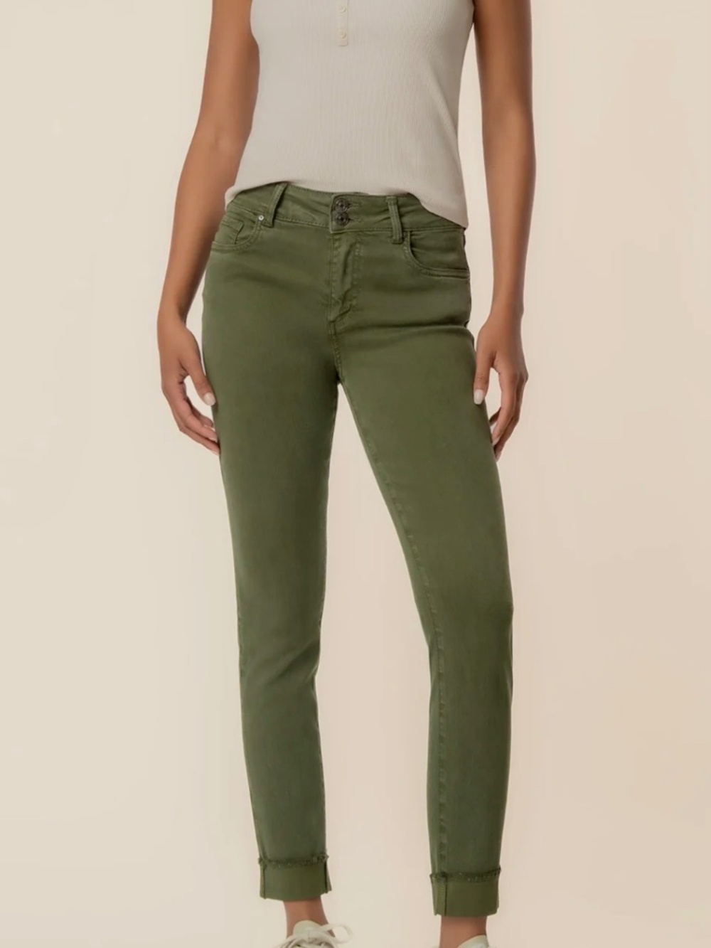 NWT KUT from the KLOTH Amy Ankle Straight Leg Mid Rise Jeans in Olive Size 4